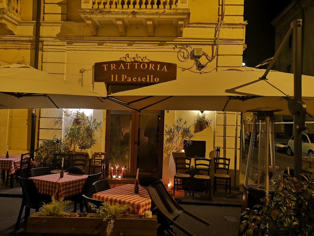 Trattoria Il Paesello — ambiente